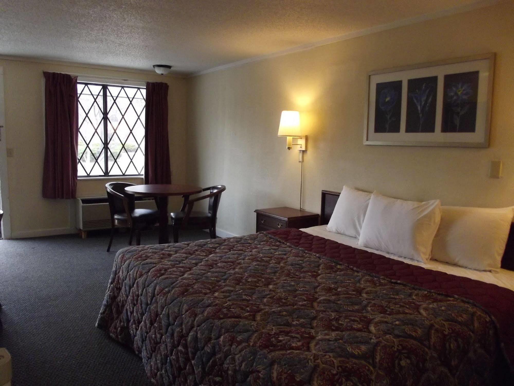Knights Inn Cleveland/Macedonia Luaran gambar